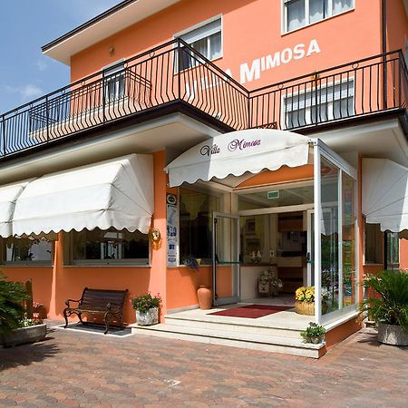 Albergo Villa Mimosa Torbole Sul Garda Exteriör bild