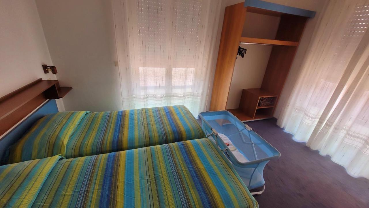 Albergo Villa Mimosa Torbole Sul Garda Exteriör bild